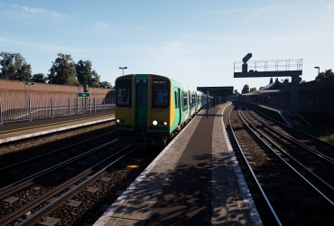 Class 313 EMU Easy Crodon to Gatwick Airport