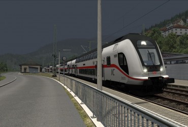 IC2 als RE4727 auf der Schwarzwaldbahn